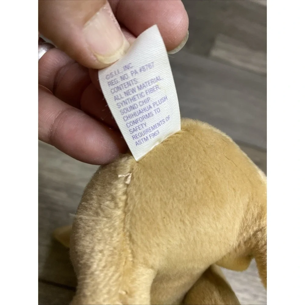 VTG Taco Bell Talking Chihuahua Plush Dog Singing with Microphone Not Working